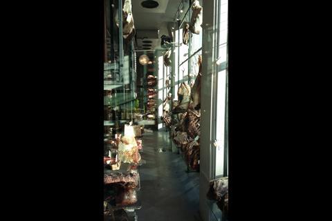 Boucherie Grinder, Montreal